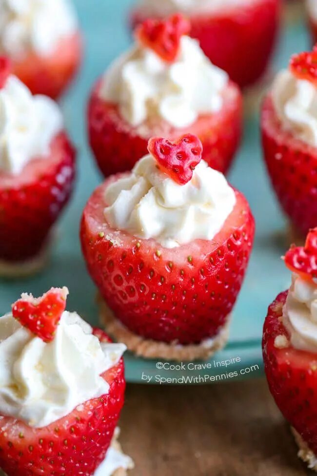 Клубника десерт фото Cheesecake Stuffed Strawberries - Spend With Pennies Desserts, No bake summer de