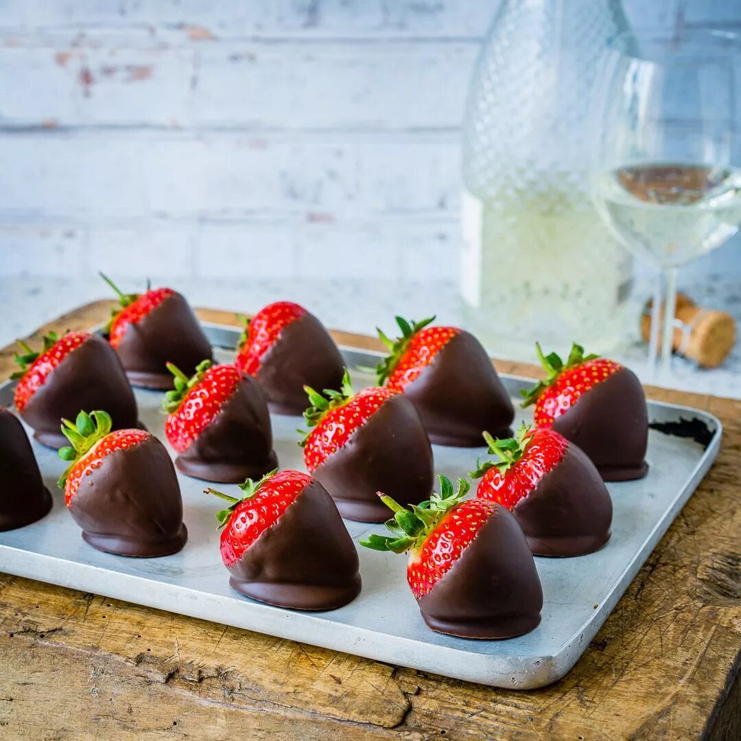 Клубника в шоколаде пошагово с фото How To Make Chocolate Covered Strawberries Easy Recipe Chocolate covered strawbe