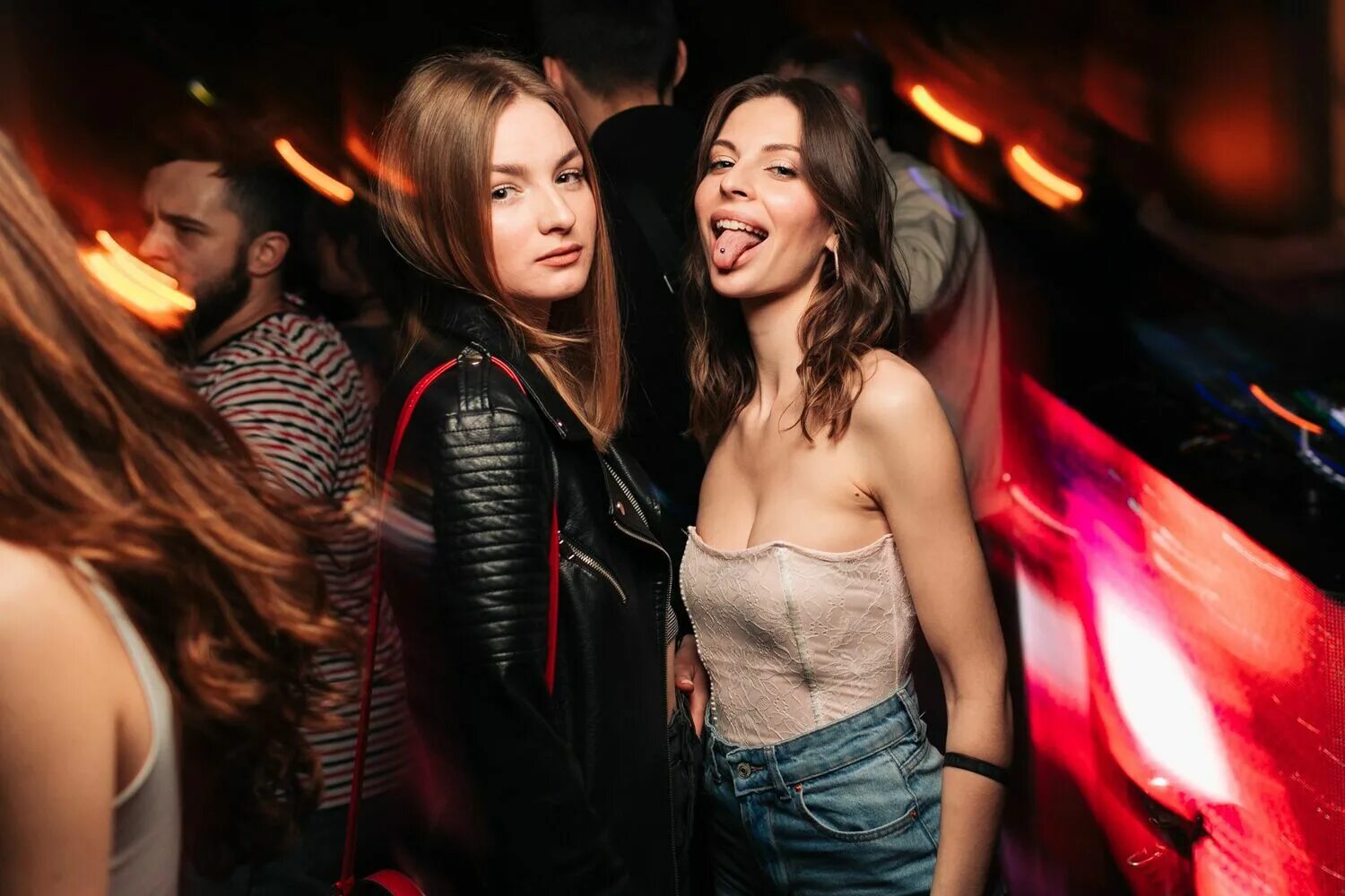 Клубы воронежа фото Фотоотчет: Borjia (Воронеж) - "Суббота в Borjia" (фото) - vklybe.tv