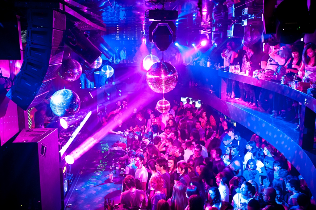 Клубы ялты фото Disco.BG - Yalta Club on 19th place in Top 100 of the best clubs in the world