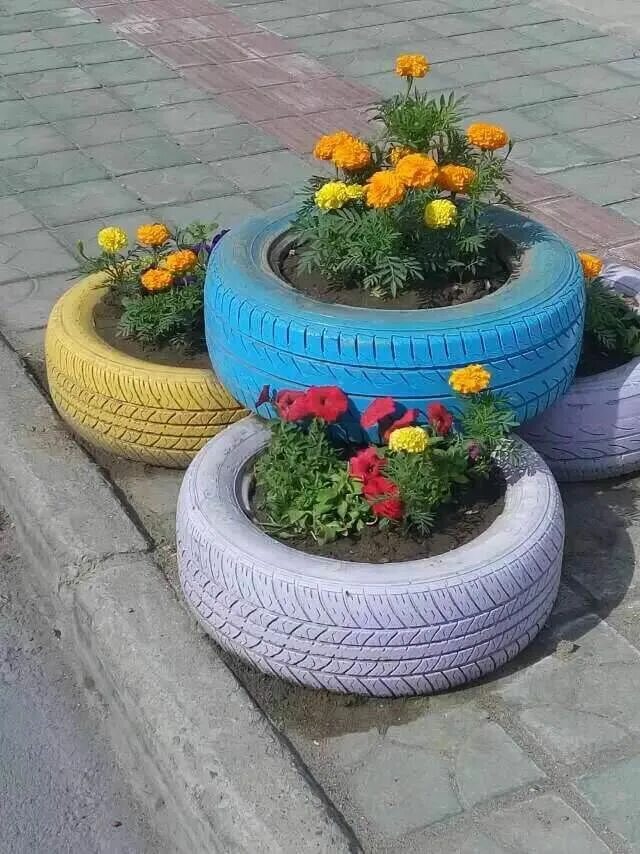 Клумба из шин своими руками фото Brilliant Ways To Reuse And Recycle Old Tires !!! - Engineering Discoveries Smal