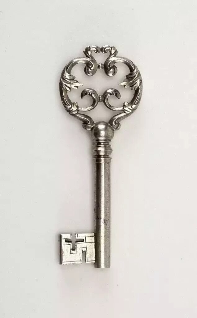 Ключ фото Pin on o Old key, Vintage keys, Antique keys