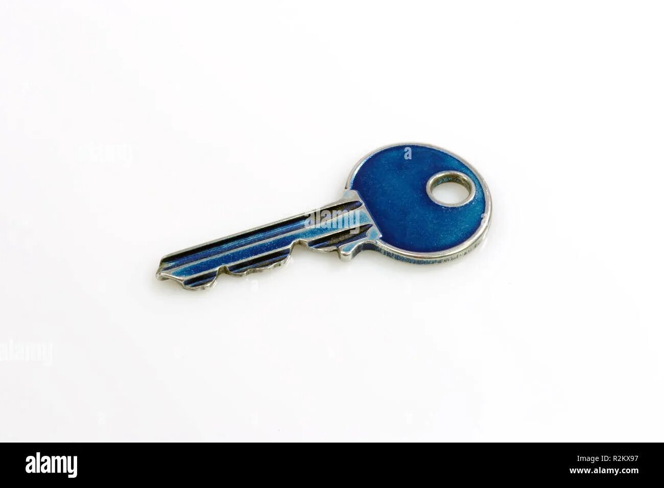 Ключи синие фото Key metal hi-res stock photography and images - Alamy