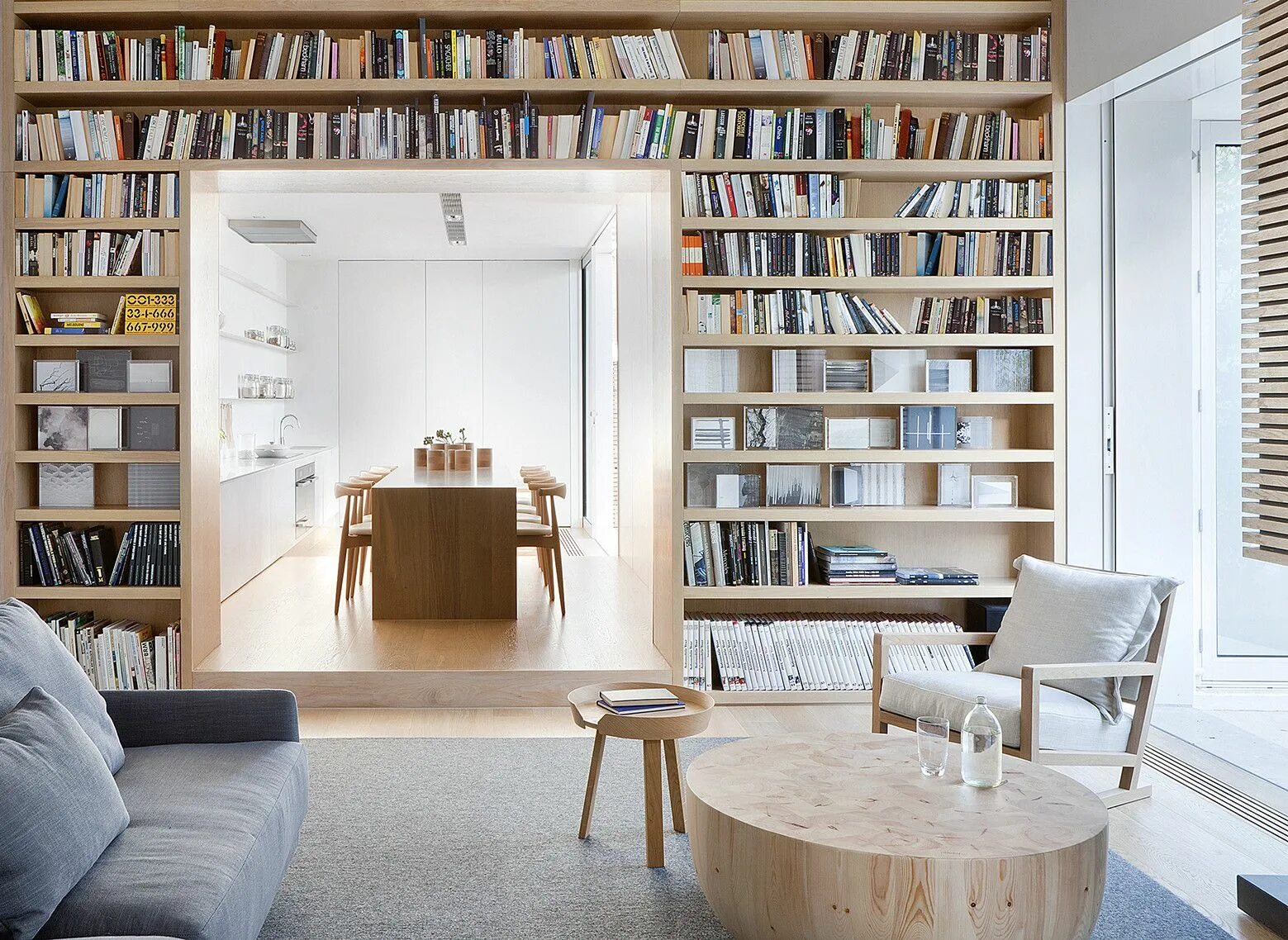 Книга интерьер жилого дома Gallery of Alfred Street Residence / studiofour - 4 Home library design, Austral