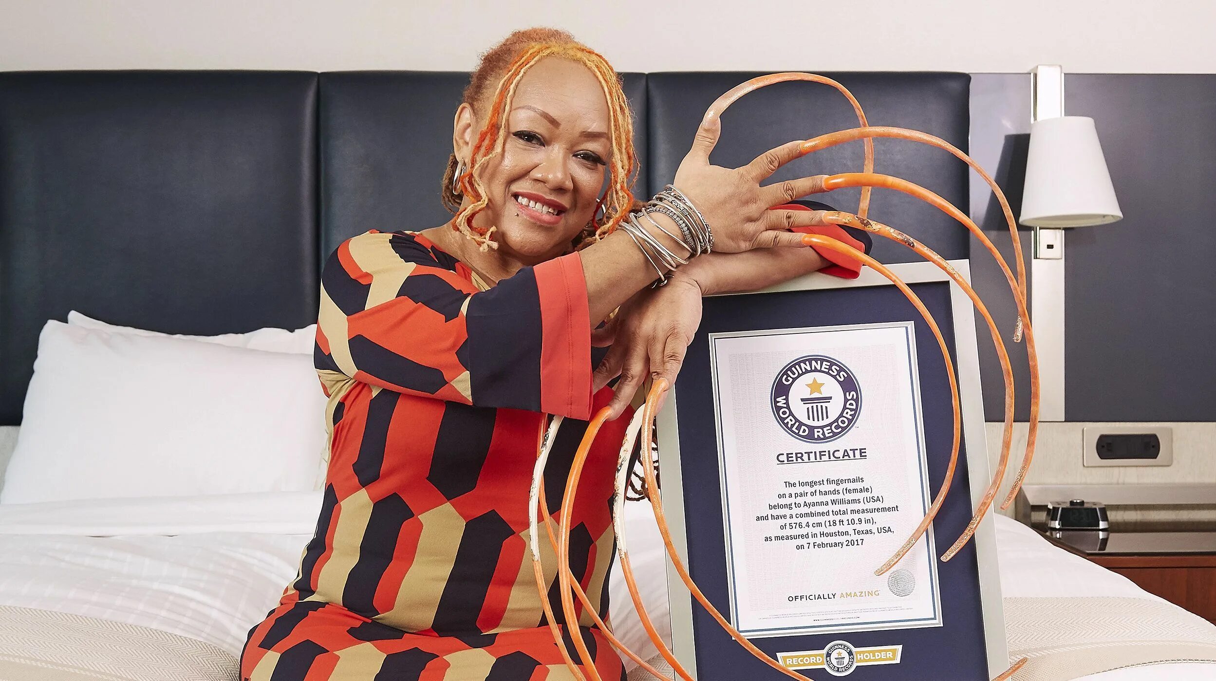 Книга рекордов гиннесса женщины фото Guess Which World Record This Woman Nailed