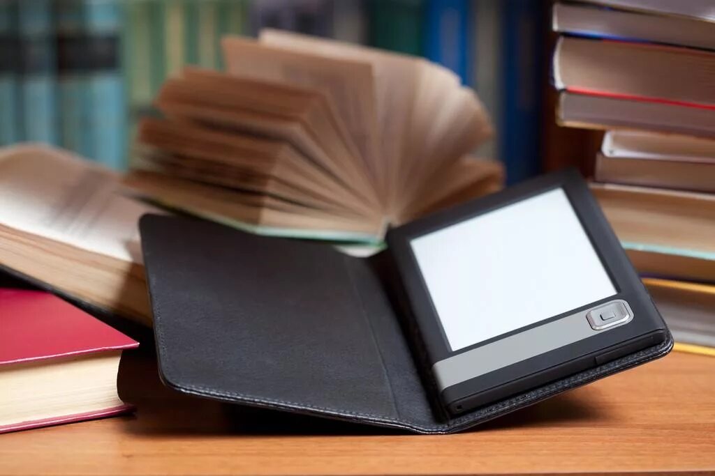 Книга в электронном виде как выглядит Книжные новинки издательства "Эксмо" будут выходить в электронном виде на ЛитРес