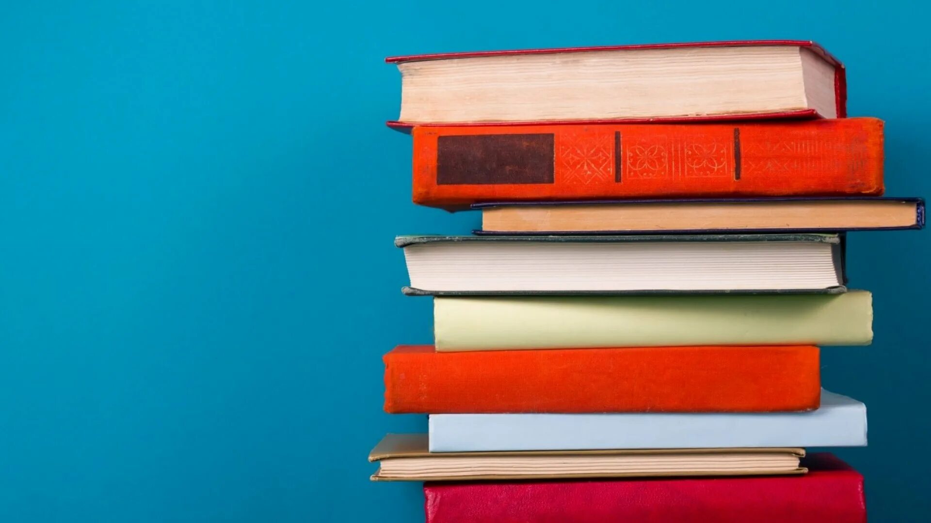 Книги 2016 фото These 2 Books Will Help You Build a Brand Bigger Than Your Product Inc.com