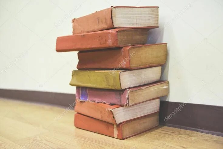 Книги на полу фото Old books on a wooden floor - Book stack in the library room for - Stock , #Affi