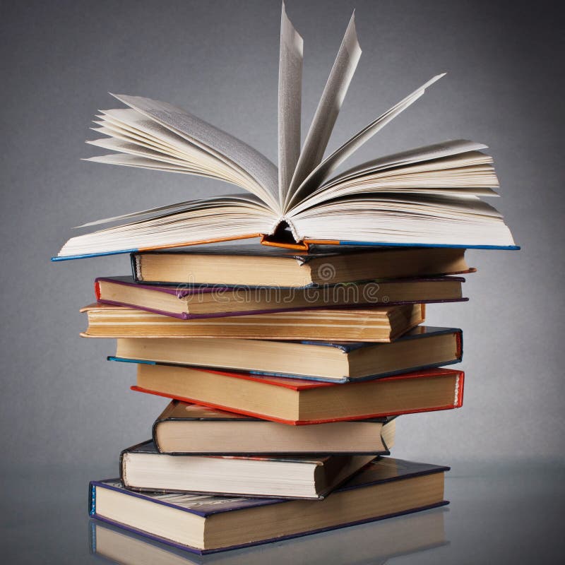 Книги стоковое фото Pile of books stock photo. Image of information, bookshop - 22236862