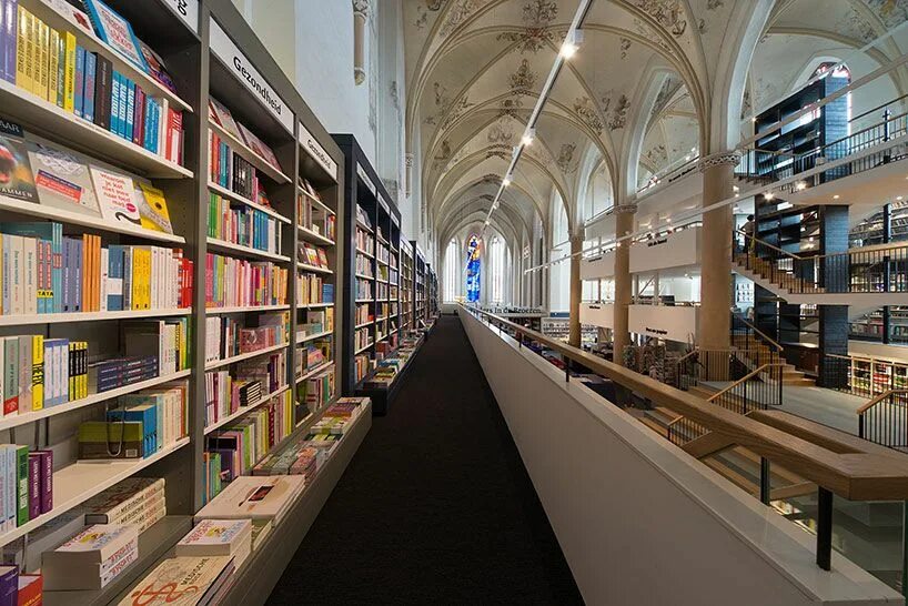 Книжный магазин фото broerenkerk church gets a final transformation Architecture, Bookstore, Architec