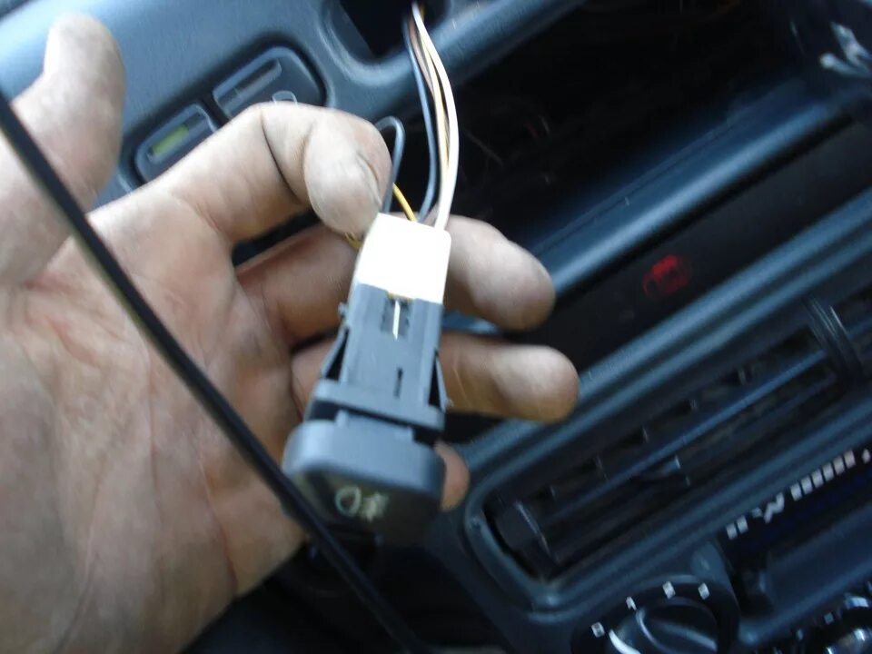 Кнопка противотуманок 2114 подключение Подключение ПТФ - Lada 2114, 1,6 л, 2008 года электроника DRIVE2