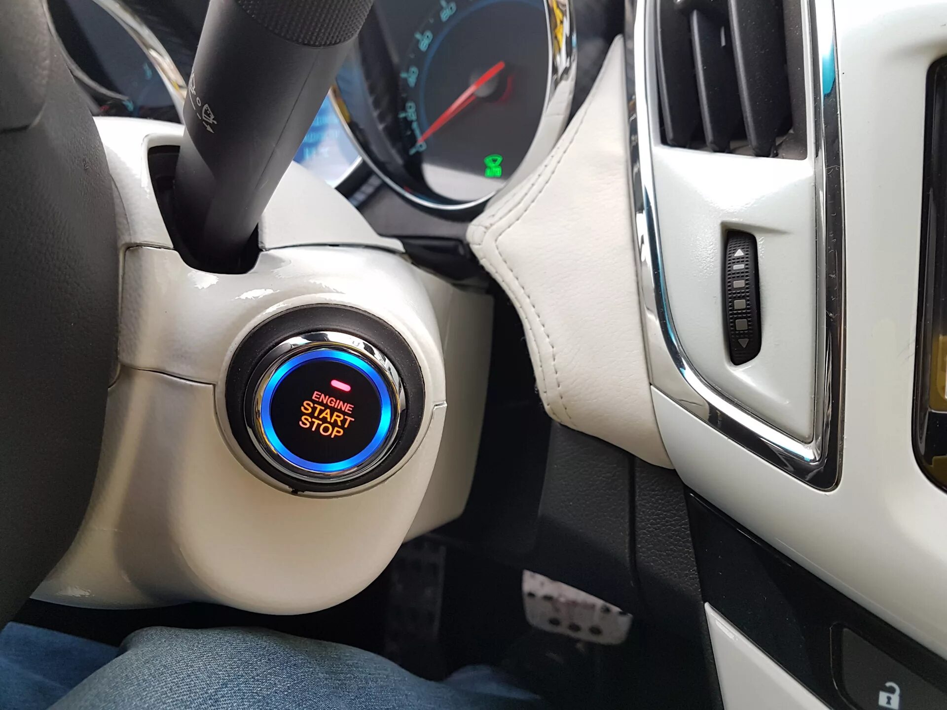 Кнопка старт стоп подключение шевроле круз Установка кнопки Start-Stop - Chevrolet Cruze (1G), 1,8 л, 2013 года электроника