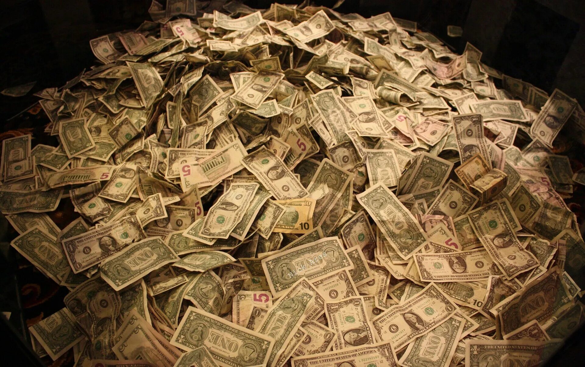 Куча денег фото Курсы валют: доллар - 20029, евро - 22742 - 08.04.2016, Sputnik Беларусь