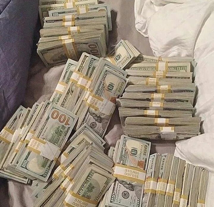 Куча денег фото Pin on Quotes deep feelings