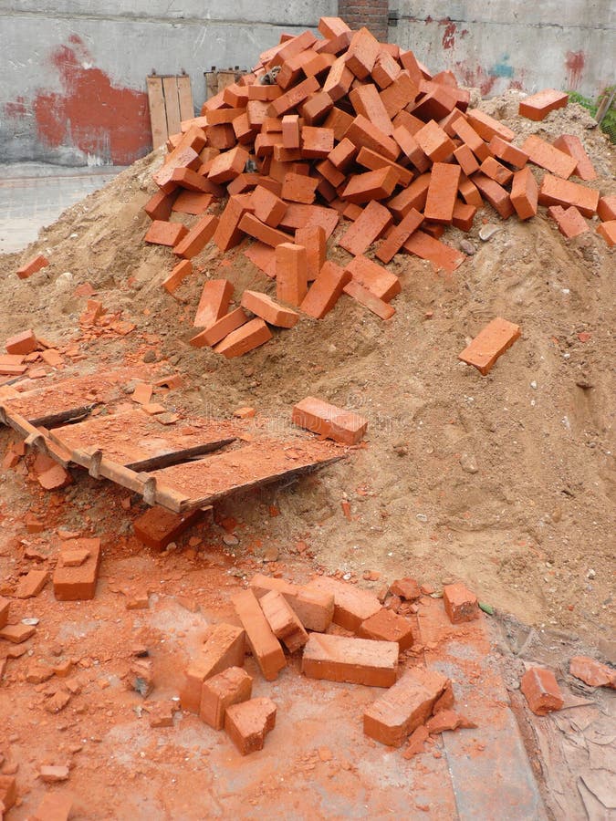 Куча кирпичей фото Power Lines Picture. Image: 9522540