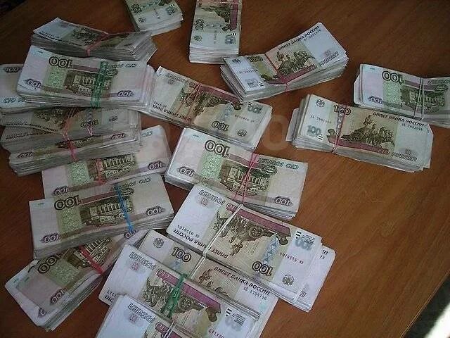 Куча рублей фото Куплю Урал за 5000 в Уссурийске