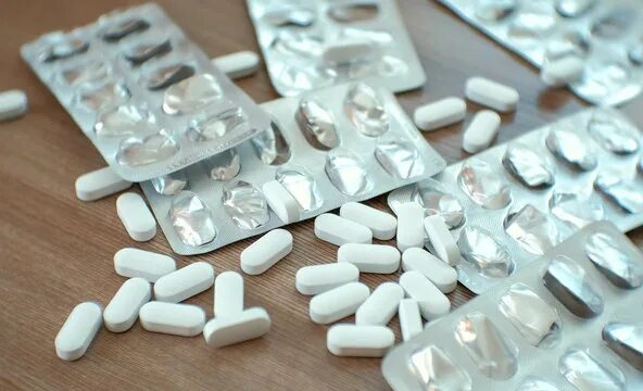 Куча таблеток фото Drug Trash Immagini - Sfoglia 43,085 foto, vettoriali e video Stock Adobe Stock