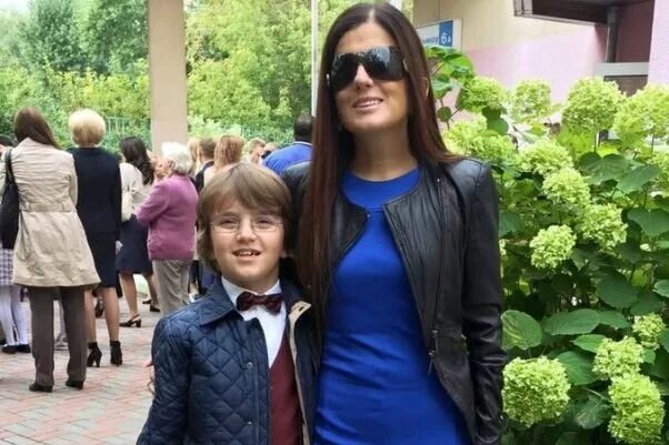 Кучеренко костя сын дианы гурцкой фото Дети Дианы Гурцкой: фото www.kakprosto.ru Дзен