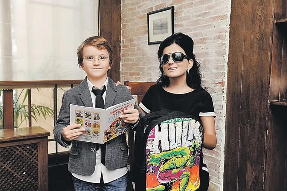 Кучеренко костя сын дианы гурцкой фото Сын Полины Гагариной пойдет в школу Высоцкого, а Глюк’oZa отвела дочь в гимназию