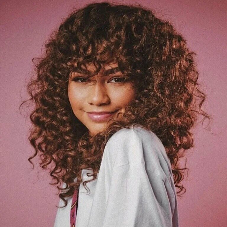 Кучерявая челка фото Знаменитые и кудрявые: истинное вдохновение ICE CURLY Дзен