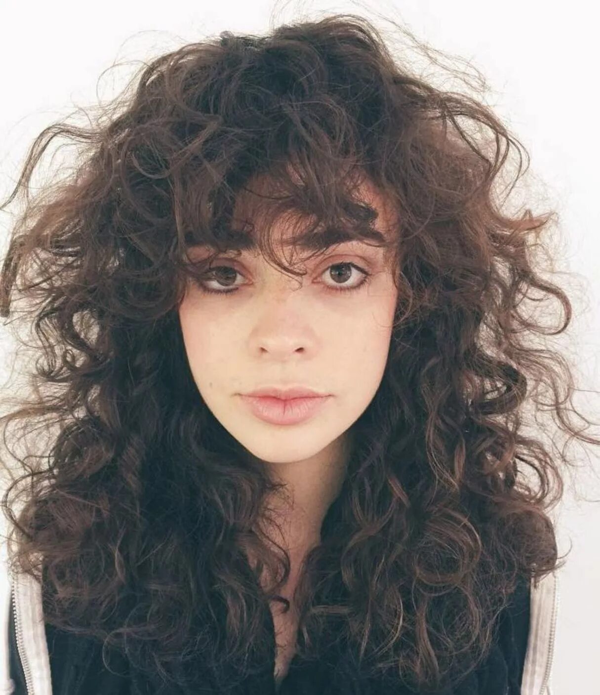 Кучерявая челка фото Pin on Curly hair