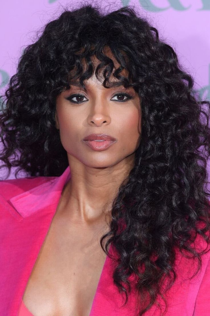 Кучерявая челка фото 21 Curly Bangs Hairstyle Ideas as Seen on Celebrities Fringe hairstyles, Long cu