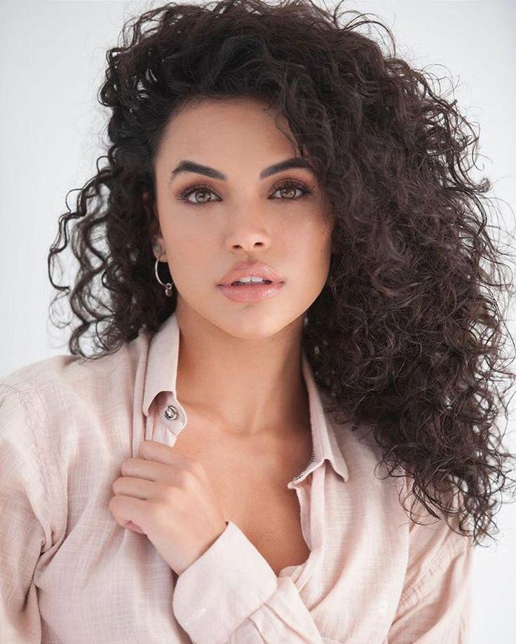 Кучерявая прическа Bom dia!! To enfiada no mato do jeito que amo e to aproveitando esse tempinho p 