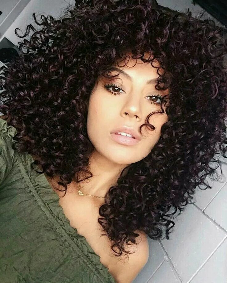 Кучерявая прическа Pin by luzanna on Curly hair Curly hair beauty, Curly hair styles, Curly hair in