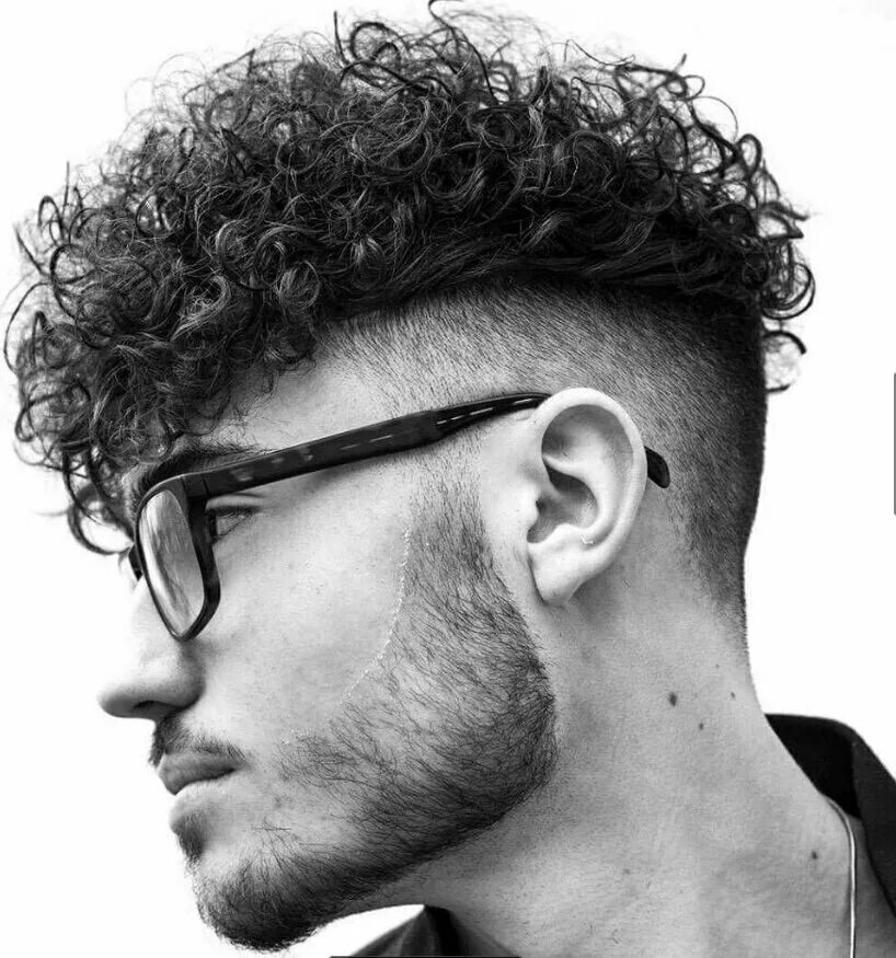 Кучерявая прическа мужская Больше не работает: BarberMax, барбершоп, Псковский район, Завеличенская волость