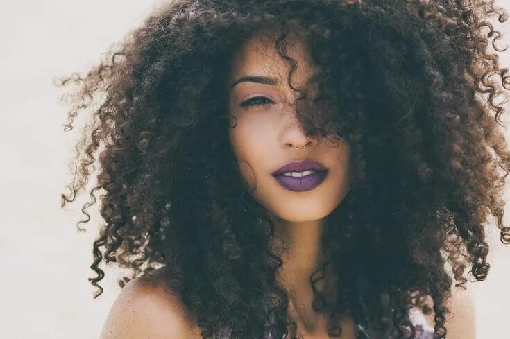 Кучерявая прическа женская Garotas como Você: Cinco passos para aceitar seus cachos! Curly hair styles natu