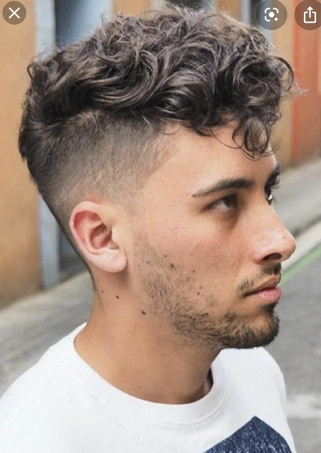 Кучерявая стрижка мужская Hair cut Curly hair men, Undercut curly hair, Men's curly hairstyles