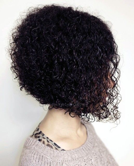 Кучерявое каре фото Curls Curly hair styles naturally, Curls, Curly hair styles