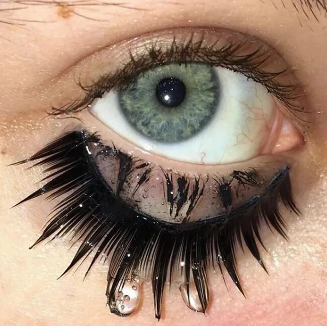 Кучерявые ресницы фото Instagram Influencer Started Curly Eyelash Trend And Some People Can’t Wait For 