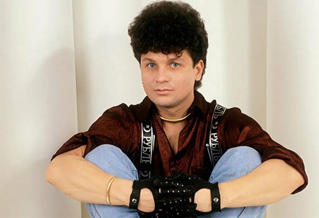 Кучерявый певец 90 х фото русский Сергей Минаев: благодаря ему, в СССР появилась новая профессия - ведущий дискоте