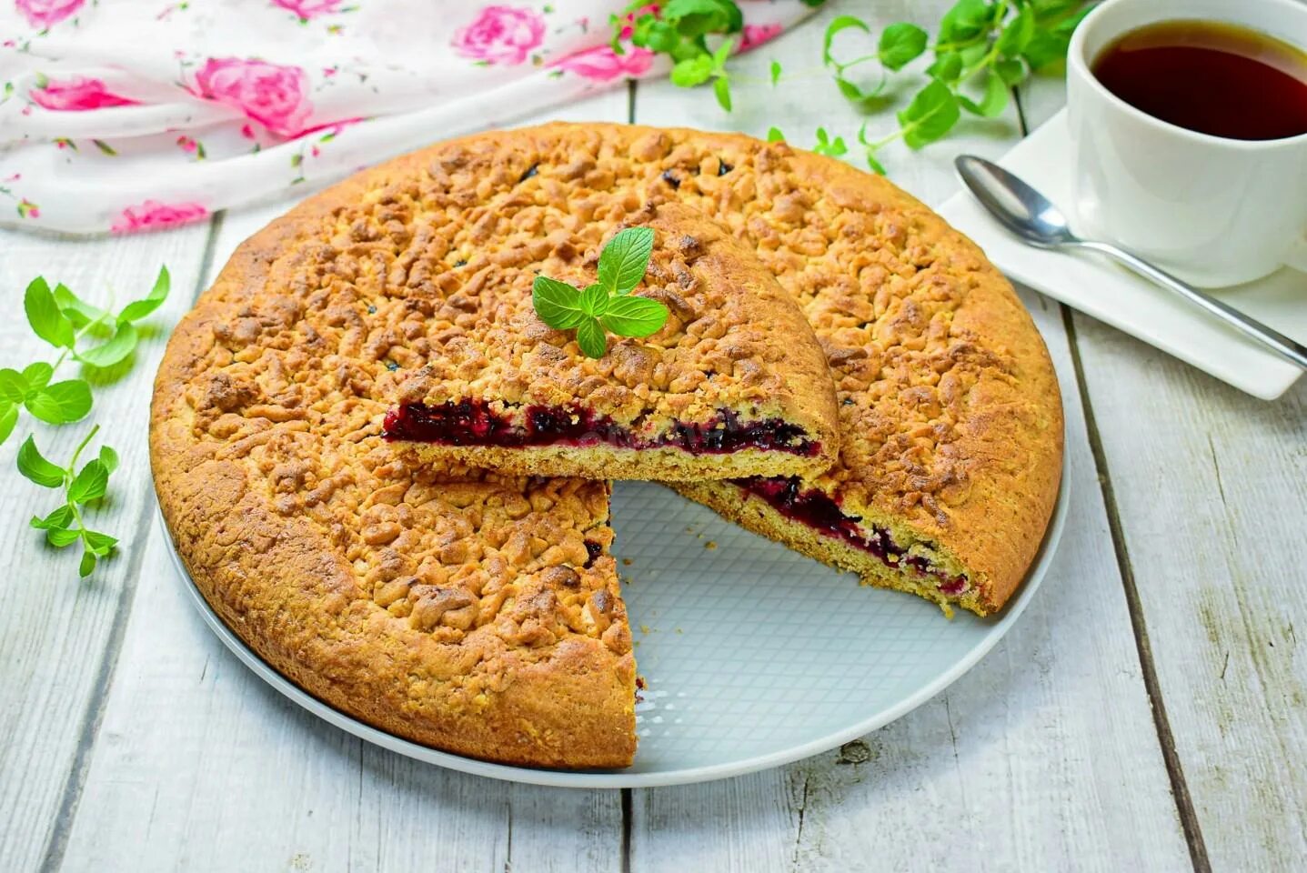 Кучерявый пирог с вареньем фото Пирог кудрявый с вареньем рецепт с фото пошагово - 1000.menu