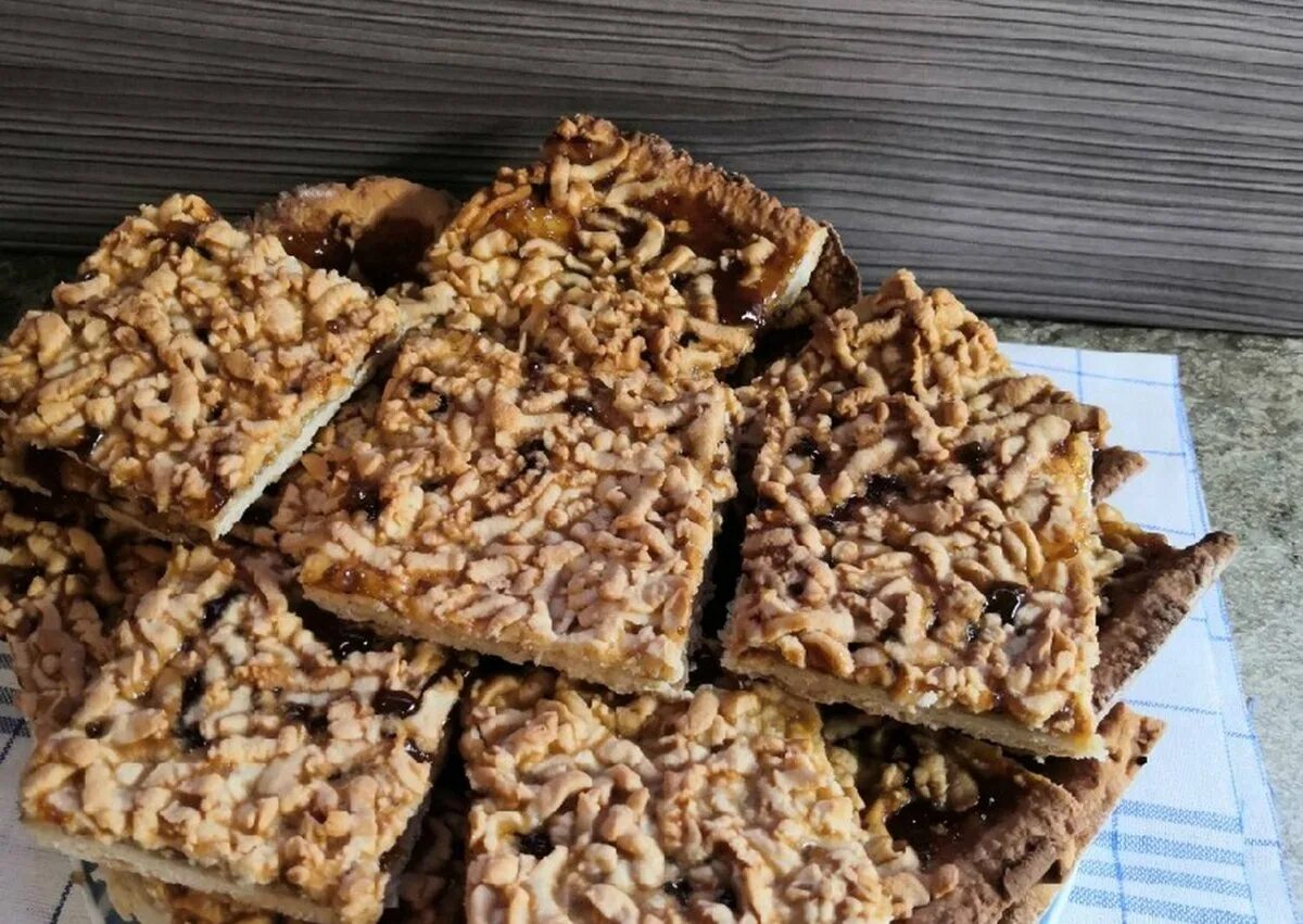 Кучерявый пирог с вареньем фото Кудрявый пирог - CoffeePapa.ru