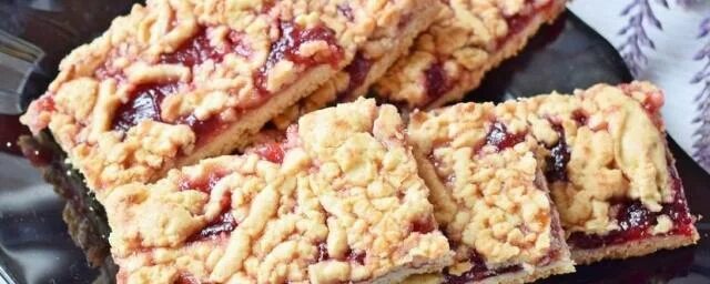 Кучерявый пирог с вареньем фото Кудрявый пирог с вареньем Lifestyle Селдон Новости