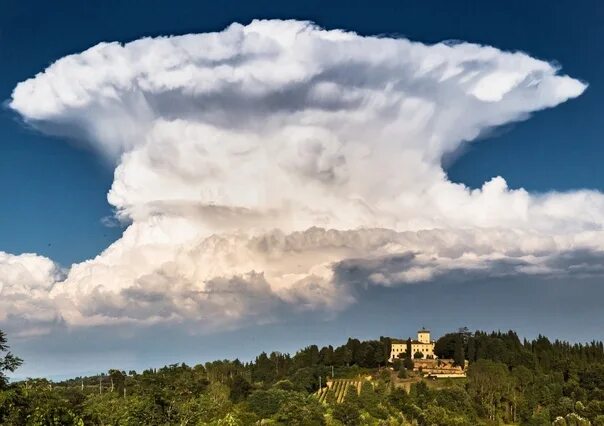 Кучево дождевые облака фото просто #облако 2023 Проект "Пещера Аполлона" ВКонтакте