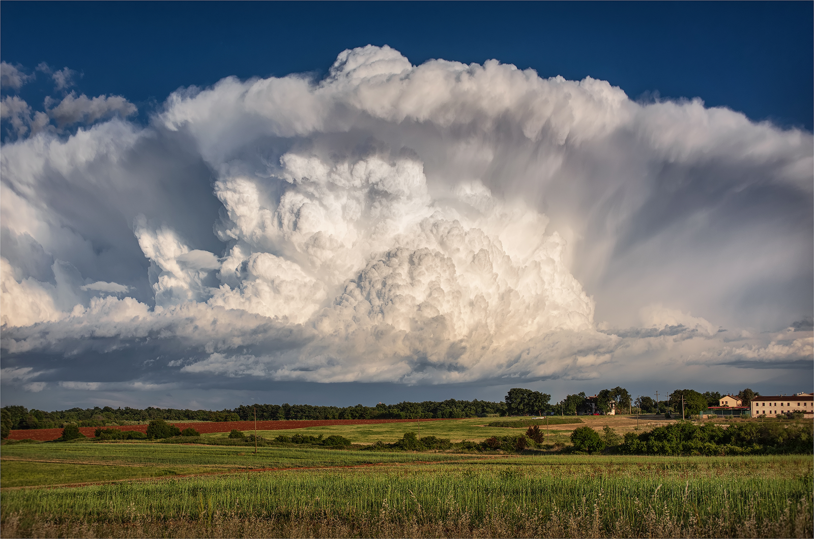 Кучево дождевые облака фото Кучевые дождевые
