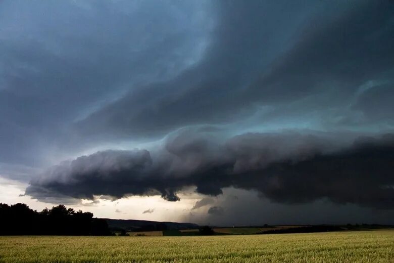 Кучевые дождевые облака фото В Мордовии 3 июня прогнозируют грозу и сильные порывы ветра "Вечерний Саранск Mе