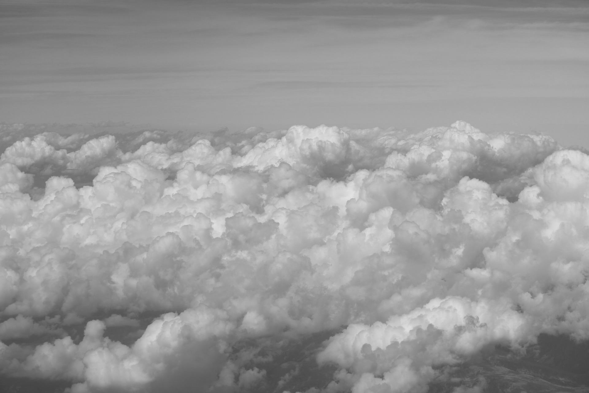 Кучевые облака фото Cloud-Native vs Cloud-Enabled - Are You Using the Right Term?