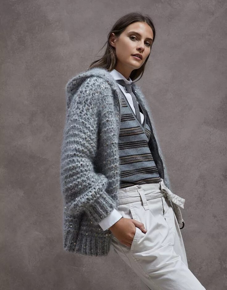 Кучинелли вязаная одежда 2024 женская спицами схемы Cardigan Light Grey Woman 5 - Brunello Cucinelli Трикотаж мода, Одежда брунелло 