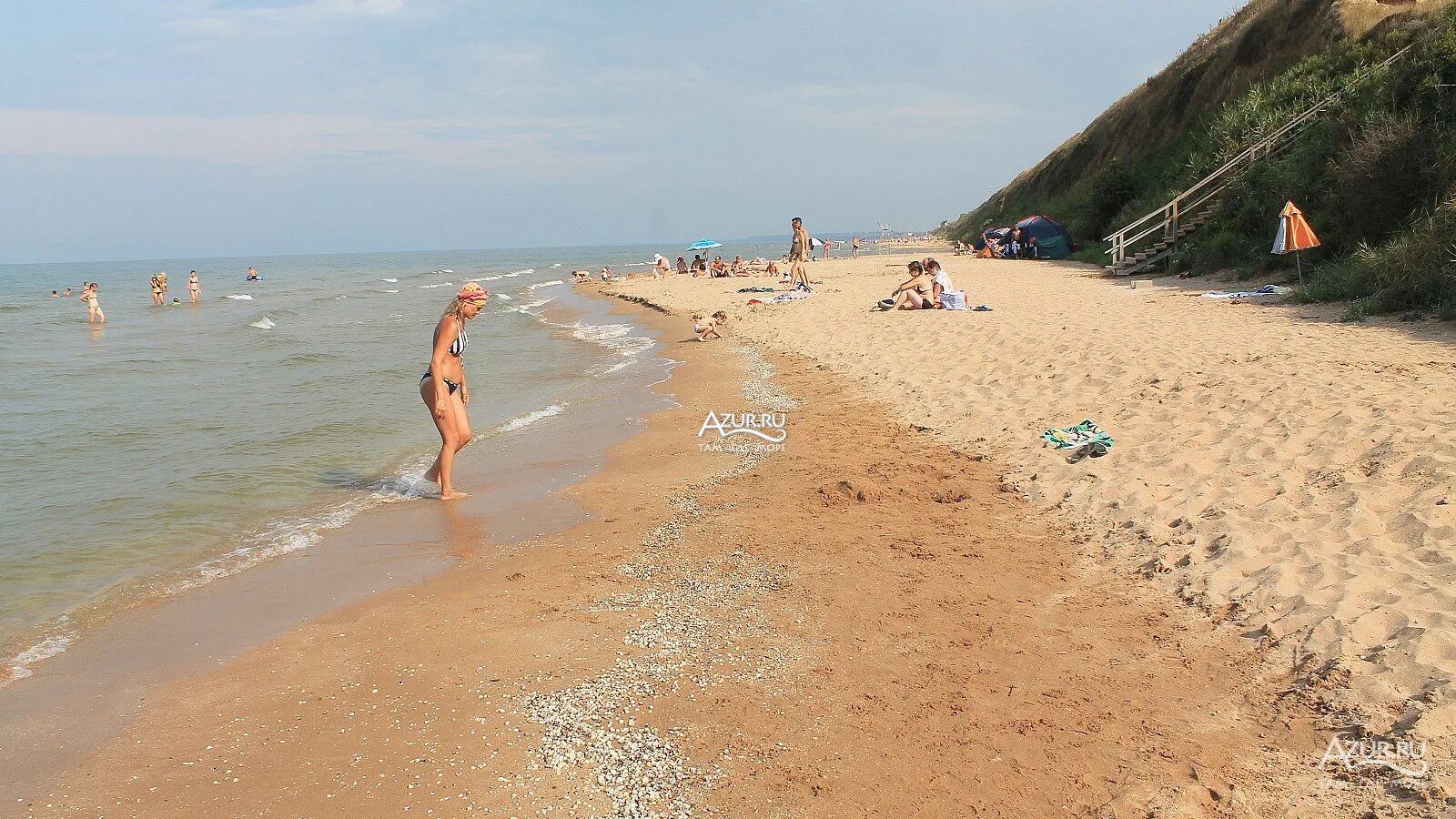 Кучугуры фото поселка и пляжа Фотогалерея Фотографии пляжей в Кучугурах и окрестностях в Кучугуры Фото на сайт