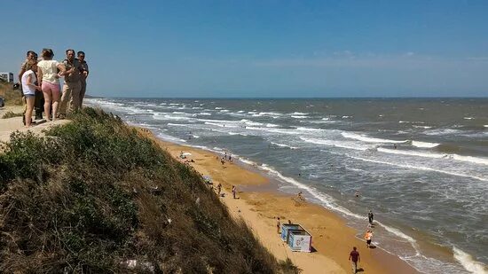 Кучугуры краснодарский пляж фото THE 10 CLOSEST Hotels to Central Beach, Kuchugury