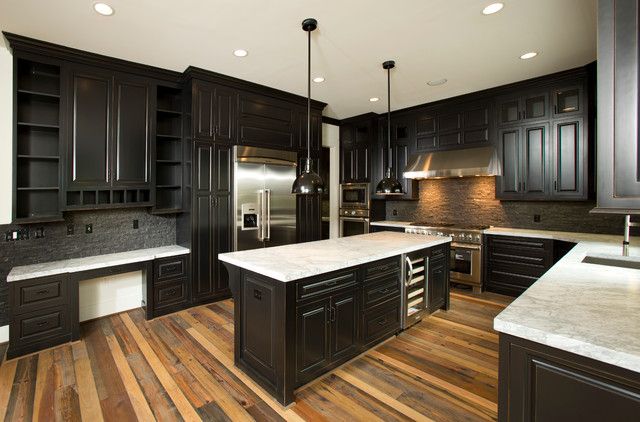Кухня черная деревянная фото Eye Catching Black Kitchen Cabinets In Modern Kitchen With Rough Stone Kitchen B