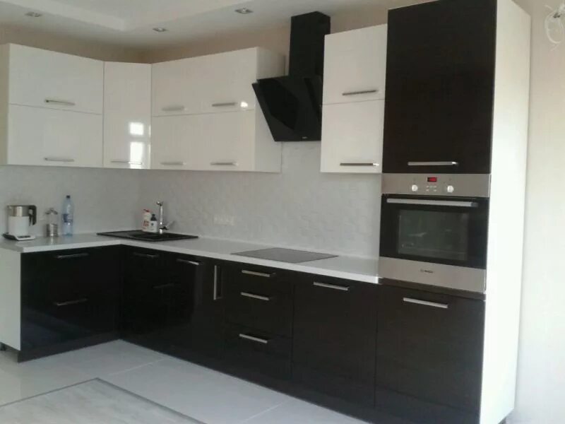 Кухня черный низ белый верх фото Кухонный гарнитур Мыло от 9000 руб. / Мебельная фабрика "СК", г. Пенза