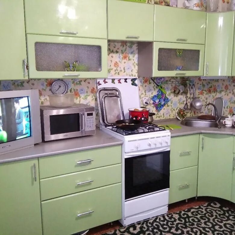 Кухня энгельс фото Кухонный гарнитур - купить в Энгельсе, цена 10 000 руб., продано 17 июля 2018 - 