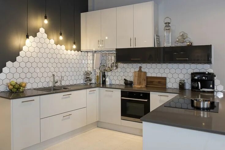 Кухня фартук интерьер 51 Stylish and Elegant Black and White Kitchen Ideas - Matchness.com Modern kitc
