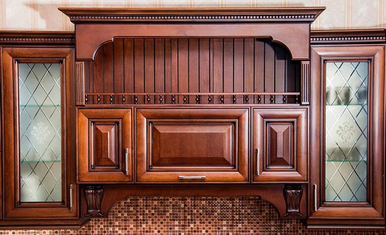 Кухня фасады массив фото Какой фасад для кухни лучше выбрать