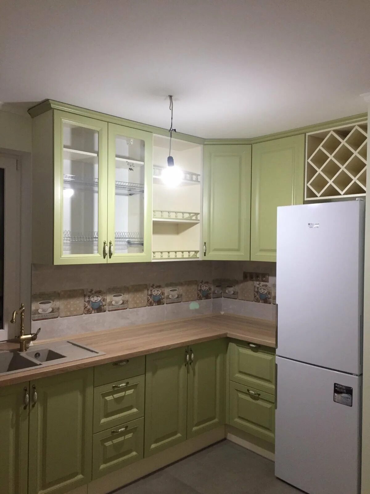 Кухня фисташка в интерьере фото Кухонный гарнитур фисташкового цвета (77 фото) " НА ДАЧЕ ФОТО